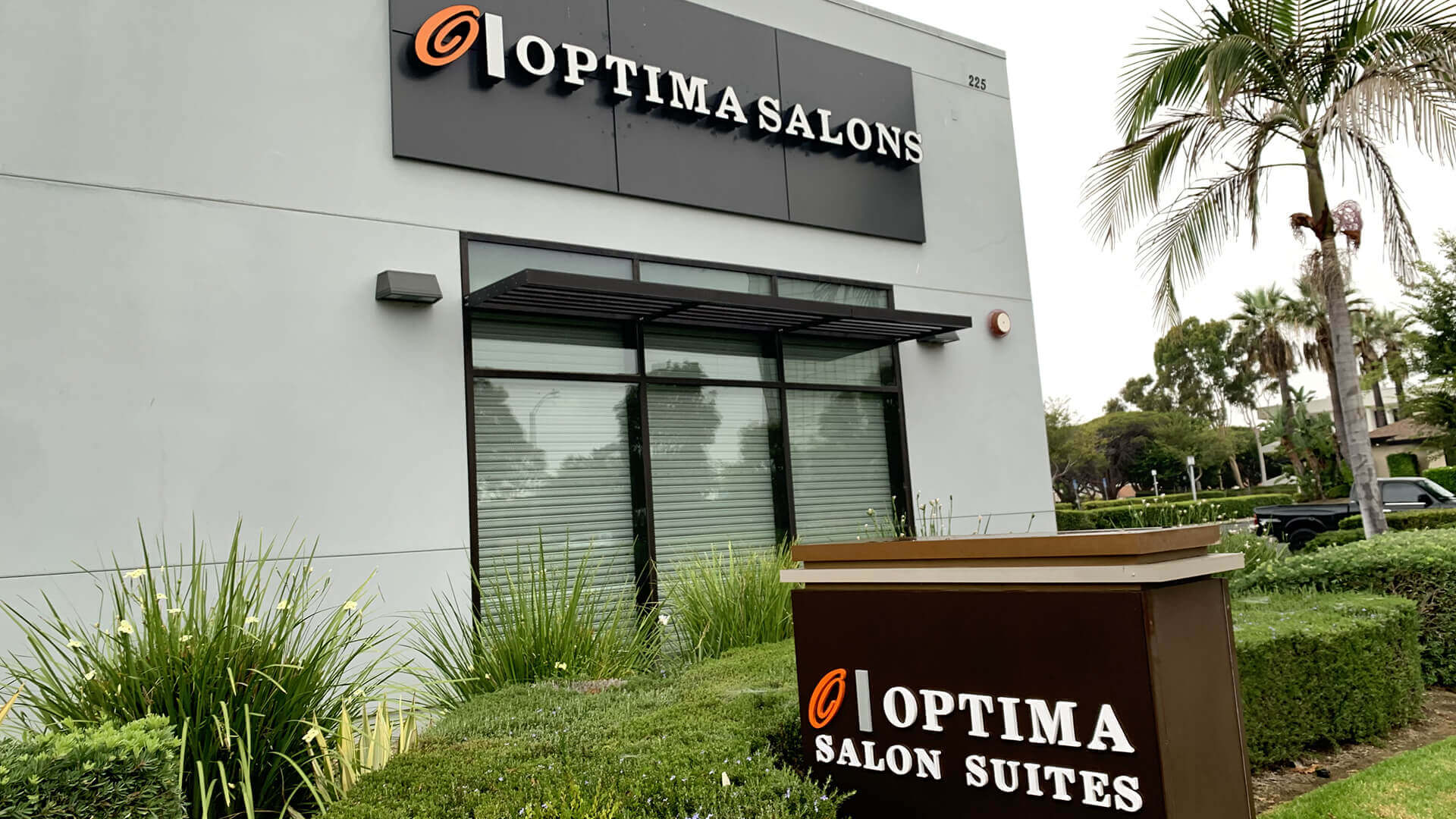 Optima Salon Suites - Newport Beach - MacArthur